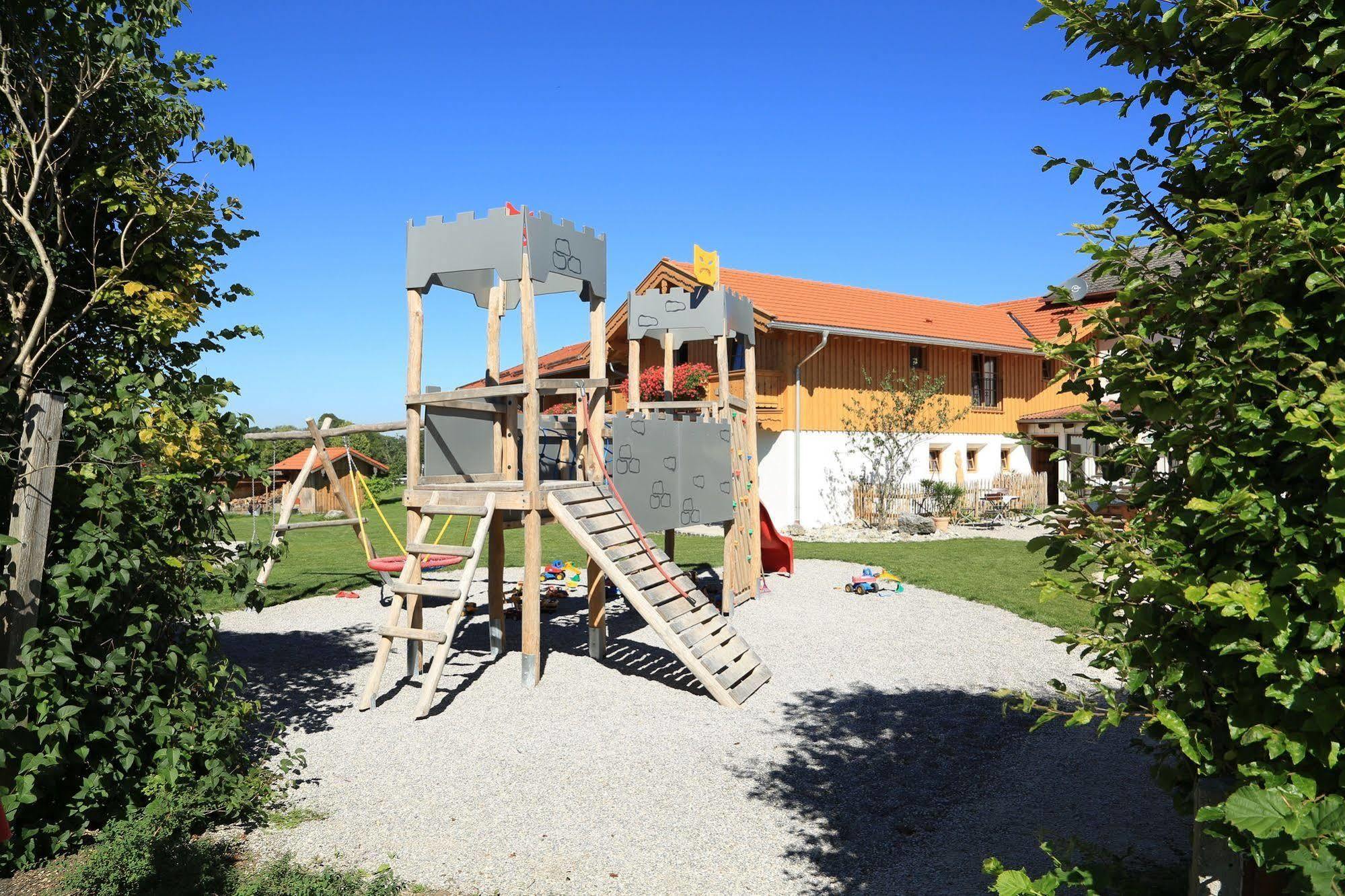 Pension Schweizerhaus Garni Weyarn Εξωτερικό φωτογραφία